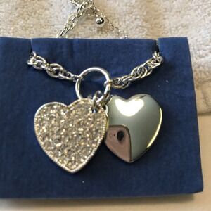 Vintage Avon 2004 Heart Accent Bracelet - Silvertone